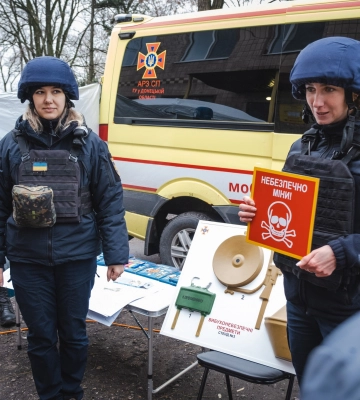 На Донеччині з’явився «Мобільний клас з мінної безпеки»