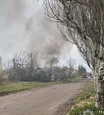 Унаслідок ракетних ударів РФ по Запорізькій області загинуло двоє рятувальників, сім осіб зазнали поранень. ФОТОрепортаж