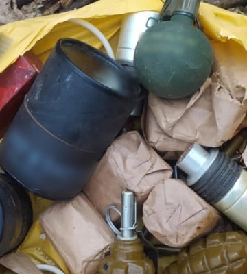 На Полтавщині чоловік здав до поліції гранати та набої