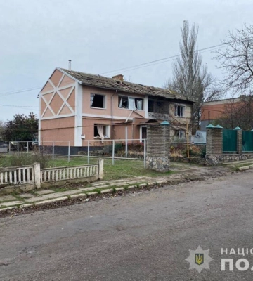 Ракетный удар по дому на проспекте в Запорожье: владельцы квартир получают материальную помощь