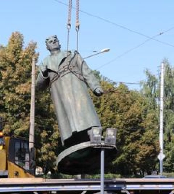 У Полтаві планують перетопити бронзовий пам&#039;ятник Зигіну на дзвін