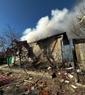 Оккупанты обстреляла Херсон: пострадали пять человек, среди них ребенок