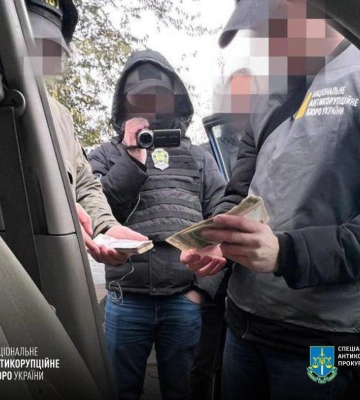 Командувачу ОСУВ «Одеса» давали 200 тис. грн неправомірної вигоди