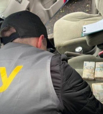 Командувачу оперативно-стратегічного угруповання військ «Одеса» пропонували 200 тисяч гривень хабаря