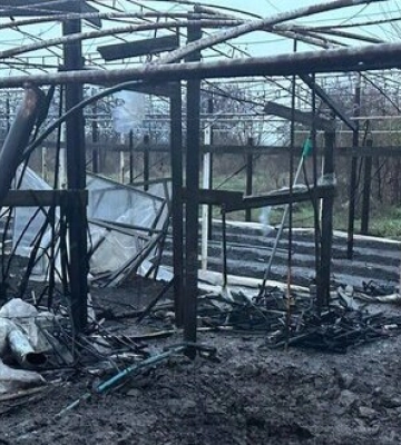 Упродовж дня росіяни декілька разів обстріляли Нікополь та дві громади на Дніпропетровщині. ФОТОрепортаж