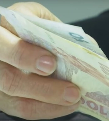 Кабмін виділив гроші для допомоги сім&#039;ям: кому виплатять круглу суму