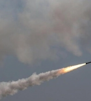 Російські військові вночі обстріляли район Харкова: сталася пожежа (Фото)