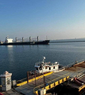 З портів Одеси вирушив караван із трьох українських суден з кукурудзою на борту