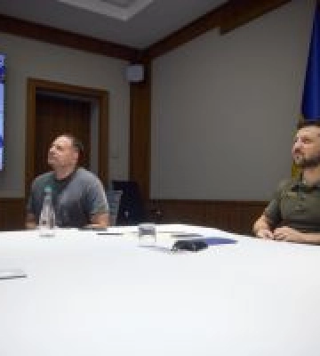 Зеленський провів перемовини із Клінтоном