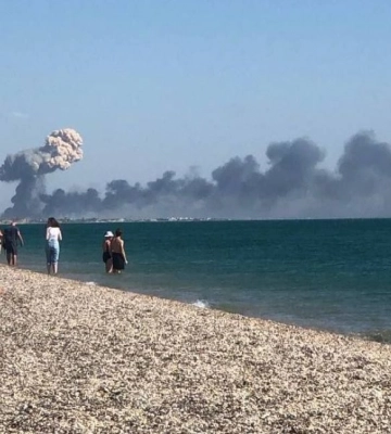 В окупованому Криму вибухи біля військового аеродрому (Відео)