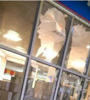 В Мелитополе возле штаба &quot;единой россии&quot; прогремел взрыв