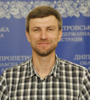 Резюме англійською та зустріч з інфлюенсерами: як у Дніпрі святкуватимуть День молоді