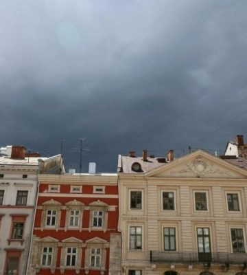 Синоптики прогнозують грози та пориви вітру у Львові 11 - 12 вересня