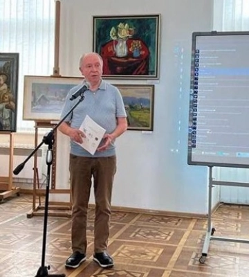 Президент МАН выставил на продажу личную коллекцию картин