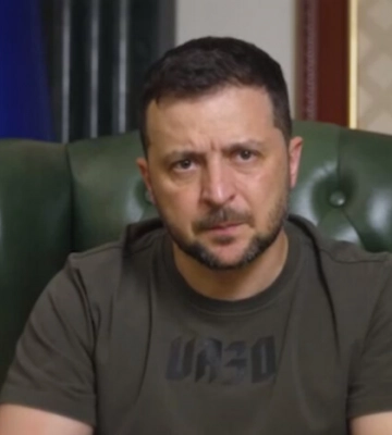 На Бахмутському напрямку – дуже важкі бої, проте воїни тримають позиції, – Зеленський