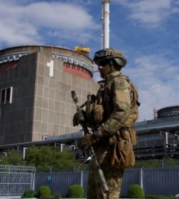 Росіяни обстрілюють склади із золою Запорізької ТЕС, щоб підняти хмари радіоактивного пилу – ГУР