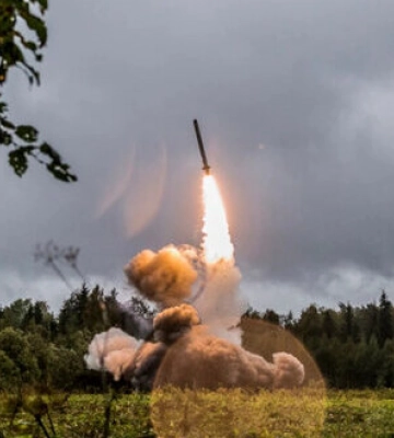 Росіяни завдали ракетного удару по околицях Запоріжжя