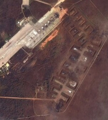 В инфракрасном еще красивее. Появились новые спутниковые снимки аэродрома оккупантов в Крыму после взрывов