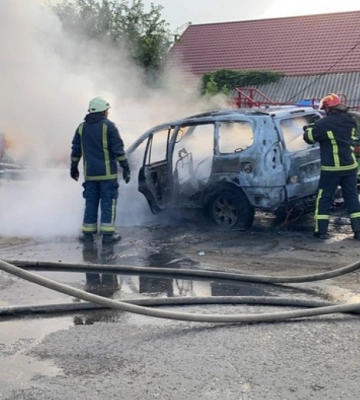 В окупованому Старобільську спалено авто з «начальником МРЕВ» — Луганська ОВА