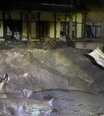Вночі ворог знову обстріляв житлові районі Харкова, є руйнування та пошкодження, - мер. ФОТО