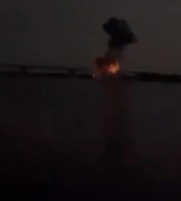 ЗСУ підтвердили нічні удари по Антонівському мосту. Військове керівництво рф тікає з Херсона