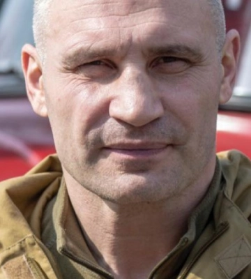 Київ відправить до Дніпра 30 автобусів на заміну тим, що були знищені російським ударом, - Кличко