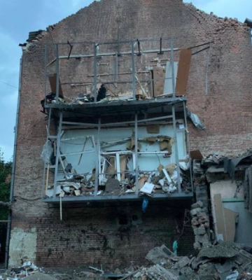 Росіяни обстріляли Харків, влучили по території підприємства