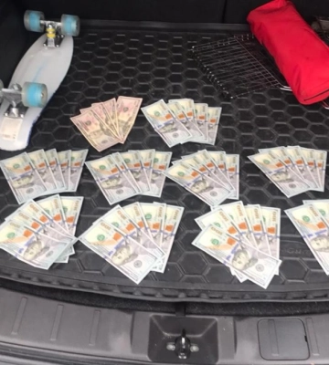 На Львівщині районного керівника виконавчої служби спіймали на хабарі 4 тисячі доларів
