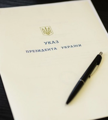 Президент створив низку військових адміністрацій на Херсонщині й призначив керівників