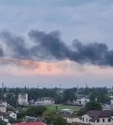 Под Джанкоем в оккупированном Крыму горит предположительно склад боеприпасов России: видео