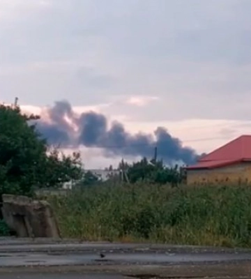 Момент ранкових вибухів у Криму неподалік Джанкоя потрапив на відео