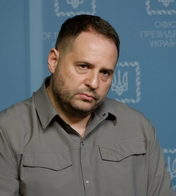 Ермак назвал взрывы в Крыму украинской операцией "демилитаризация"