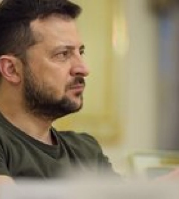 Зеленский готов бить по военным объектам в Крыму: Держитесь от них подальше