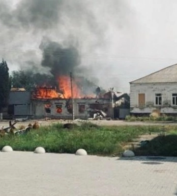 Російські військові протягом кількох годин обстрілювали Оріхів, є загибла та поранені