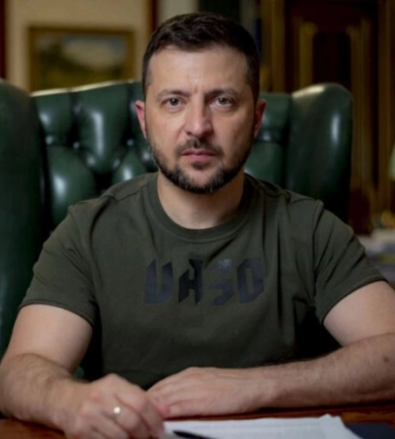 Зеленский прокомментировал &quot;хлопки&quot; в Крыму