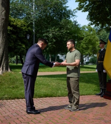 Зеленський прийняв вірчі грамоти у послів чотирьох країн 