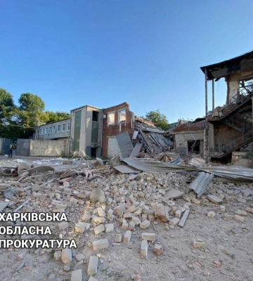 РФ влучила у ще один гуртожиток в Харкові: троє загиблих, 18 поранені