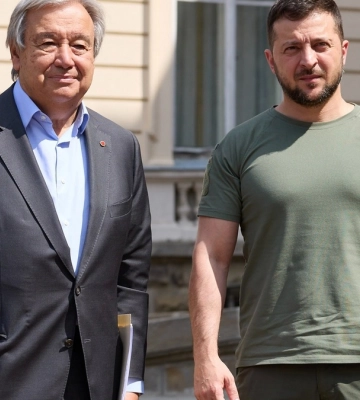 Зеленський обговорив із генсеком ООН експорт зерна, питання полонених і ядерний шантаж РФ