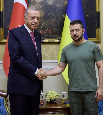 Зеленський обговорив з Ердоганом крадіжку зерна Росією, ядерний тероризм РФ і оборонну взаємодію