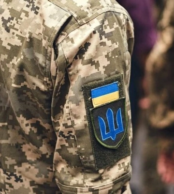 У військовій частині на Львівщині підполковник вимагав у підлеглого хабар за премію