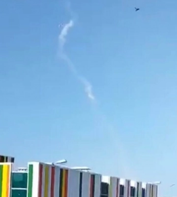 Під Євпаторією гримлять вибухи (відео)