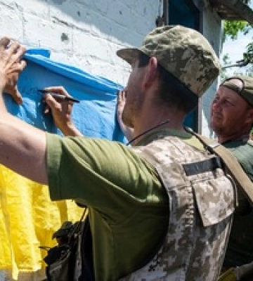 "М'ясорубка" під Бахмутом та "спека" під Херсоном: онлайн війни 8 серпня