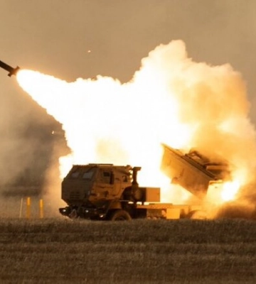 У Мелітополі HIMARS знищили 100 солдат РФ і військову техніку (відео)