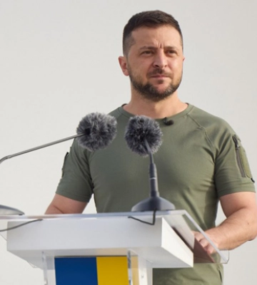 Український прапор знову майорітиме в Херсоні, Криму, Енергодарі – Зеленський