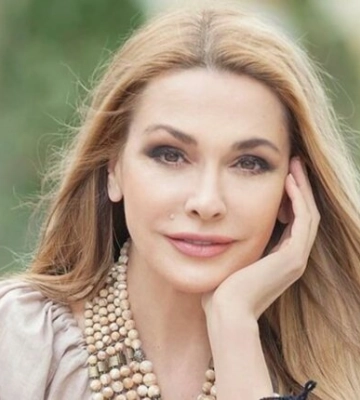 Ольга Сумська довела до сліз, показавши, як живуть дітки та жінки, які постраждали від війни в Україні: &quot;Більше немає дому&quot;