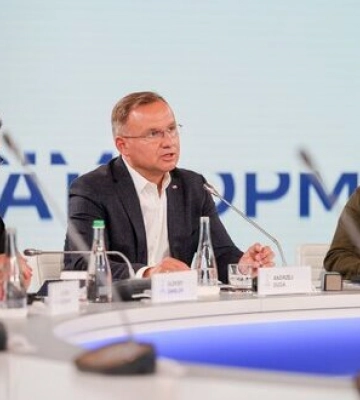 Я верю, что Украина не только защитит себя, но и победит и вернет все оккупированные Россией территории, - Дуда