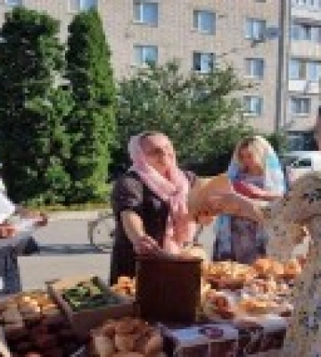 На Вінниччині віруючі УПЦ провели благодійний ярмарок для ЗСУ