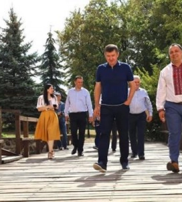У Закарпатській обласній раді зустрілися голови ради різних скликань У Закарпатській обласній раді зустрілися голови ради різних скликань