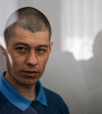 Выстрелил из танка в жилой дом. Суд приговорил военного РФ к 10 годам тюрьмы