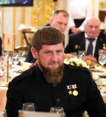«Российские войска никуда и никогда не отступают» — это просто «тонкая военная тактика и стратегия» — Кадыров